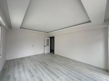 AFYON ÜÇOK EMLAKTAN KANLICA MAH SIFIR 3+1 LÜX KONUMU GÜZEL DAİRE