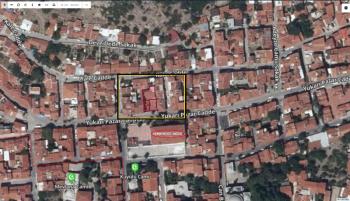 AFYON ÜÇOK EMLAKTAN MERKEZDE SATILIK 319M² KALE YANINDA ARSA