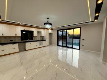 Didim'de Satılık Tam Müstakil 4+1 Villa