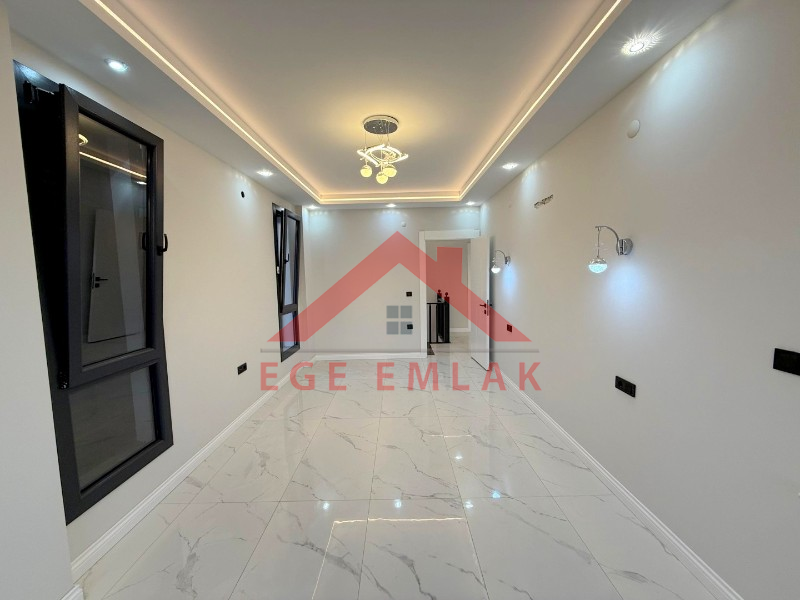 Didim'de Satılık Tam Müstakil 4+1 Villa