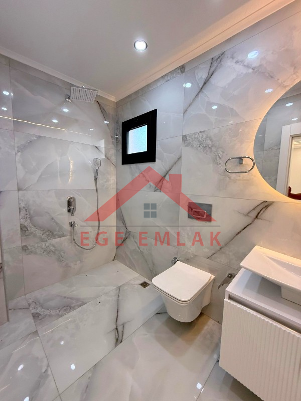 Didim'de Satılık Tam Müstakil 4+1 Villa