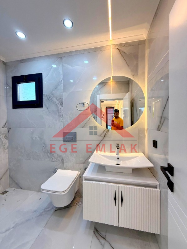 Didim'de Satılık Tam Müstakil 4+1 Villa