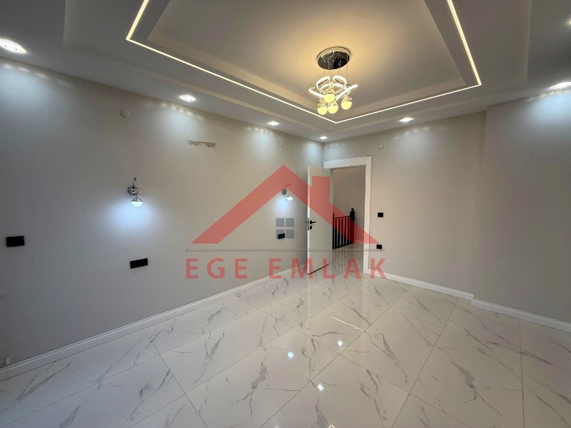 Didim'de Satılık Tam Müstakil 4+1 Villa