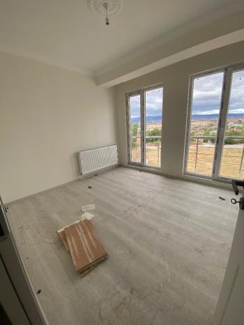 GÜVENAY - ÇORUM BUHARAEVLER BAYAT GEDİĞİ CİVARI SATILIK DAİRE