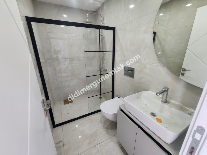   DİDİM EFELER MAHALLESİSATILIK SIFIR LÜKS VİLLA Ön Villa: 9.750.000 TL  Arka Villa: 9.500.000 TL