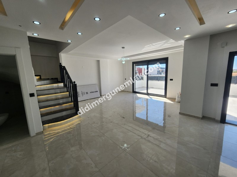   DİDİM EFELER MAHALLESİSATILIK SIFIR LÜKS VİLLA Ön Villa: 9.750.000 TL  Arka Villa: 9.500.000 TL