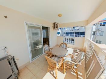 Royal Marina Sitesinde Satılık Yazlık