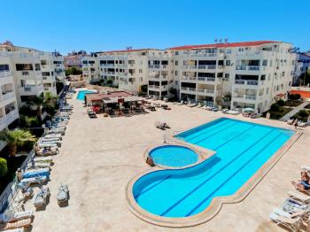 Royal Marina Sitesinde Satılık Yazlık