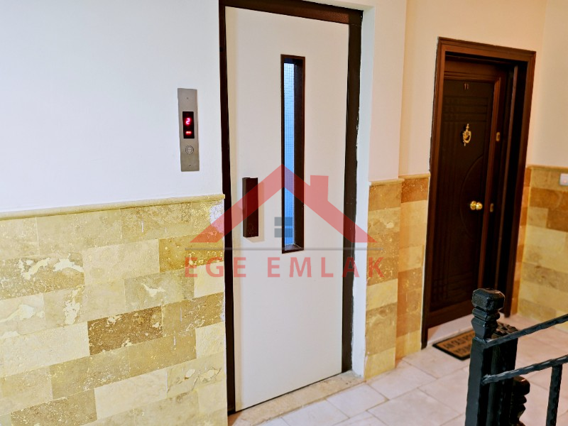 Royal Marina Sitesinde Satılık Yazlık