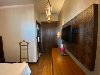 TORUN CENTER’DA MİMARİ TASARIMLI, MOBİLYALI, PRESTİJLİ OFİS KİRALIK