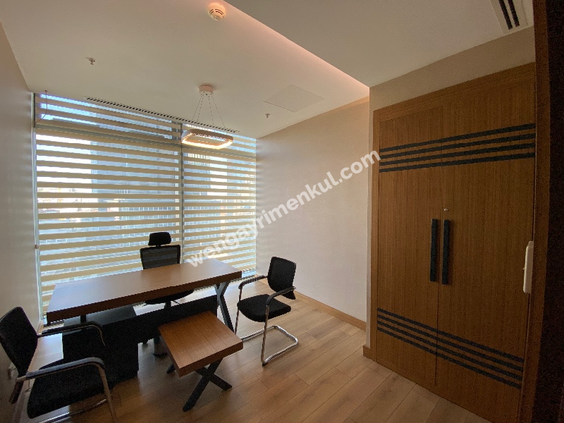 TORUN CENTER’DA MİMARİ TASARIMLI, MOBİLYALI, PRESTİJLİ OFİS KİRALIK