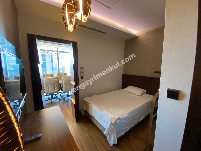 TORUN CENTER’DA MİMARİ TASARIMLI, MOBİLYALI, PRESTİJLİ OFİS KİRALIK