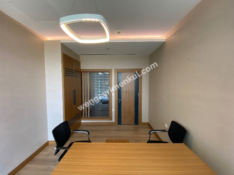 TORUN CENTER’DA MİMARİ TASARIMLI, MOBİLYALI, PRESTİJLİ OFİS KİRALIK