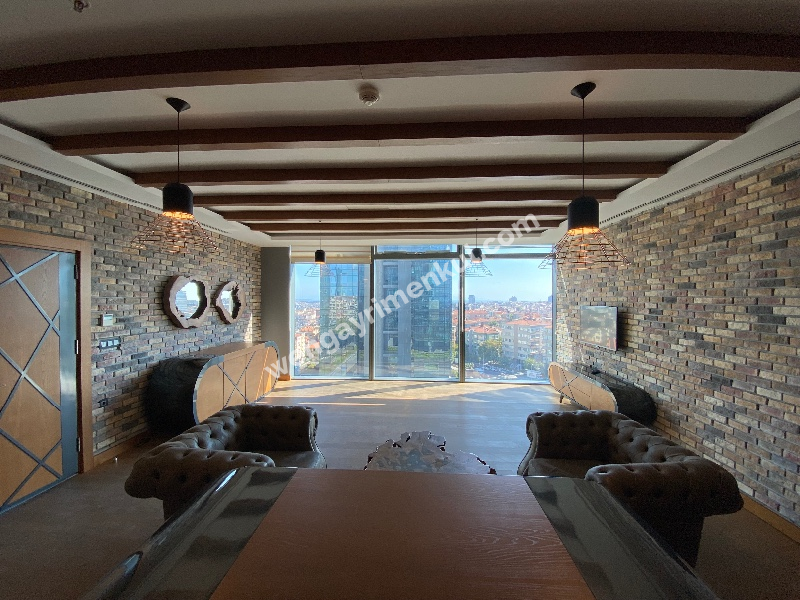 TORUN CENTER’DA MİMARİ TASARIMLI, MOBİLYALI, PRESTİJLİ OFİS KİRALIK