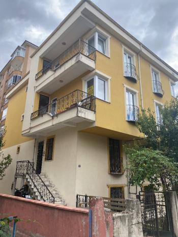 GÜVENAY - ÇORUM ÜÇTUTLAR 23 NİSAN OKULU ARKASINDA 3+1 SATILIK DAİRE