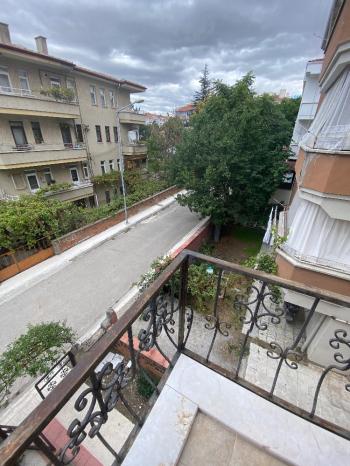 GÜVENAY - ÇORUM ÜÇTUTLAR 23 NİSAN OKULU ARKASINDA 3+1 SATILIK DAİRE