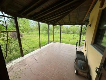 BAĞLARDA SATILIK MÜSTAKİL BAĞ EVİ