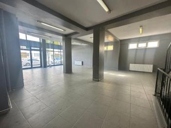 ÇARŞI MERKEZDE SATILIK GENİŞ CEPHELİ İŞYERİ