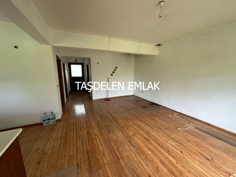 BAĞLARDA SATILIK MÜSTAKİL BAĞ EVİ