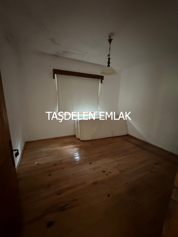 BAĞLARDA SATILIK MÜSTAKİL BAĞ EVİ