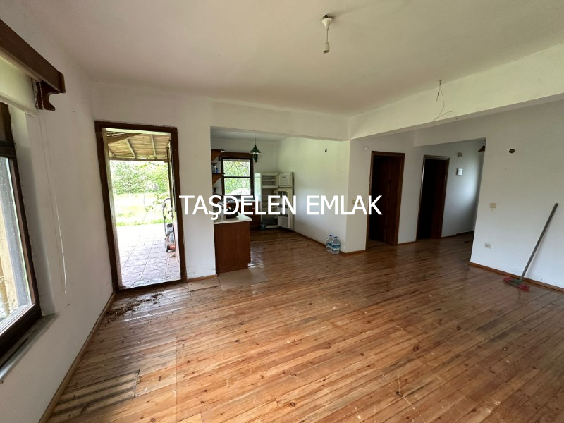 BAĞLARDA SATILIK MÜSTAKİL BAĞ EVİ