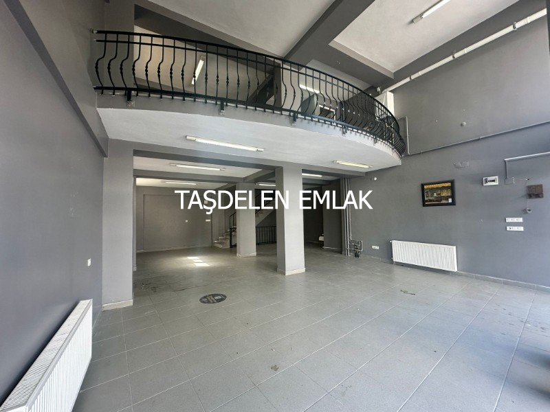 ÇARŞI MERKEZDE SATILIK GENİŞ CEPHELİ İŞYERİ