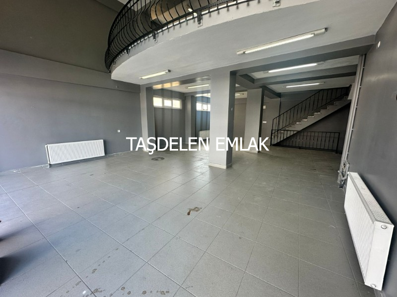 ÇARŞI MERKEZDE SATILIK GENİŞ CEPHELİ İŞYERİ