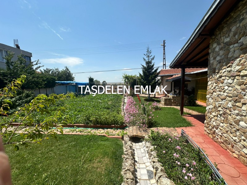 PAZARCIK MAHALLESİNDE SATILIK MÜSTAKİL EV