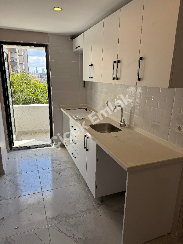 Eyüpsultan Akşemsettin 2+1 Arakat Sıfır Satılık Daire