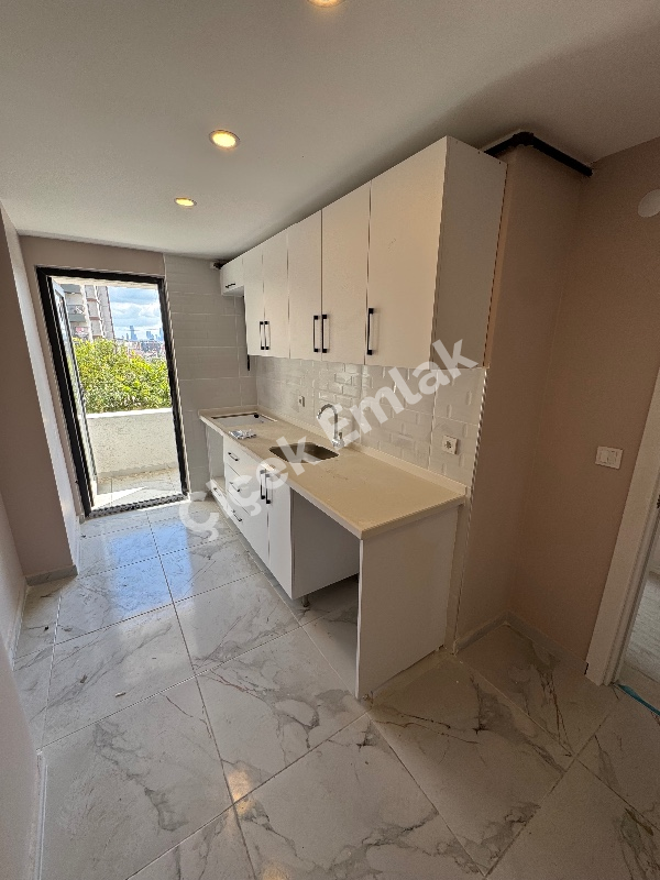 Eyüpsultan Akşemsettin 2+1 Arakat Sıfır Satılık Daire