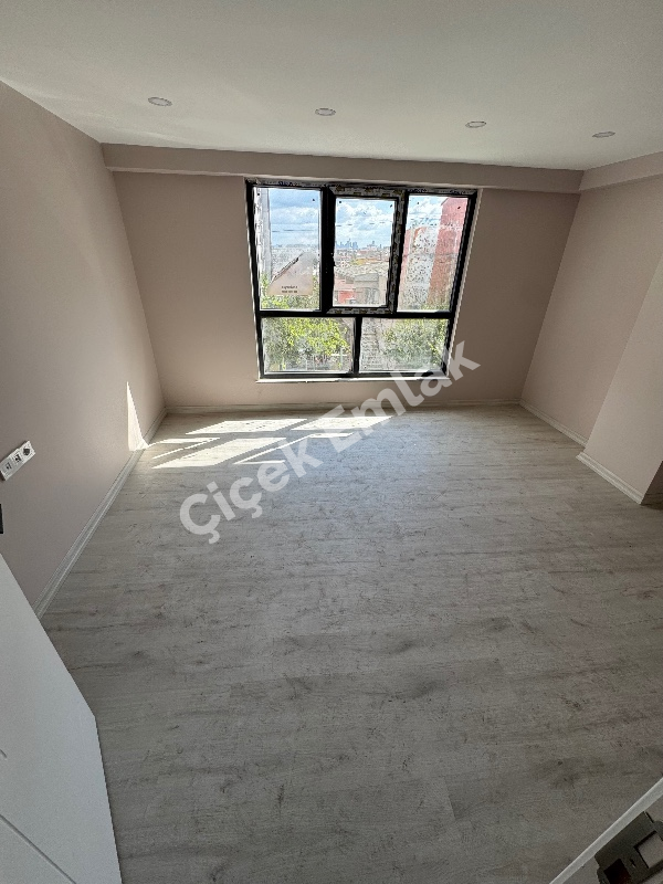 Eyüpsultan Akşemsettin 2+1 Arakat Sıfır Satılık Daire