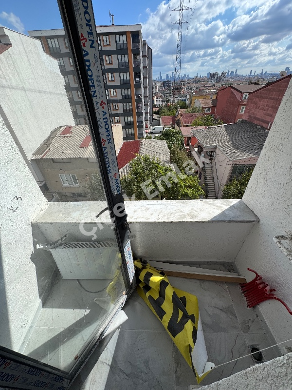 Akşemsettin Mahallesi Metro'ya 5 Dk 4+1 Sıfır Satılık Dubleks