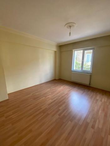 GÜVENAY - ÇORUM BAHÇELİEVLER MAH. YEŞİL FIRIN YAKINI SATILIK DAİRE