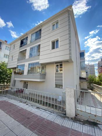 GÜVENAY - ÇORUM BAHÇELİEVLER MAH. YEŞİL FIRIN YAKINI SATILIK DAİRE
