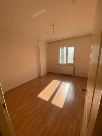 GÜVENAY - ÇORUM BAHÇELİEVLER MAH. YEŞİL FIRIN YAKINI SATILIK DAİRE