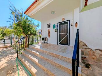 Akbük Bankacılar Sitesinde Satılık Müstakil Villa