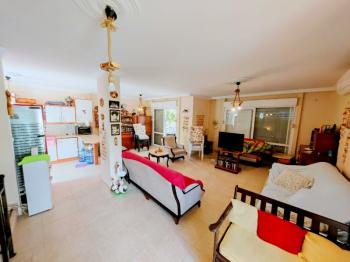 Akbük Bankacılar Sitesinde Satılık Müstakil Villa