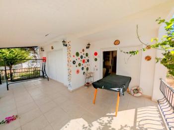 Akbük Bankacılar Sitesinde Satılık Müstakil Villa