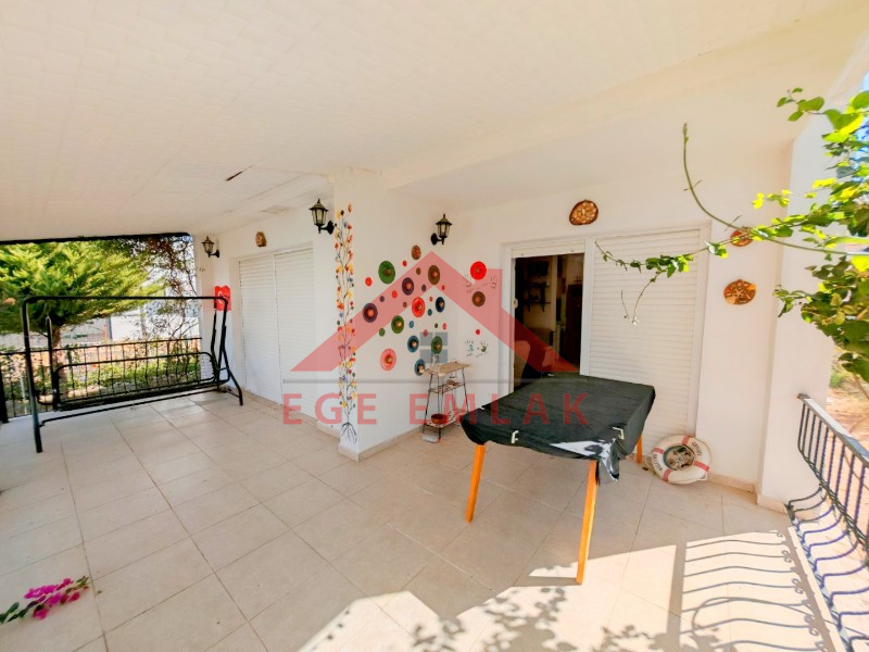 Akbük Bankacılar Sitesinde Satılık Müstakil Villa