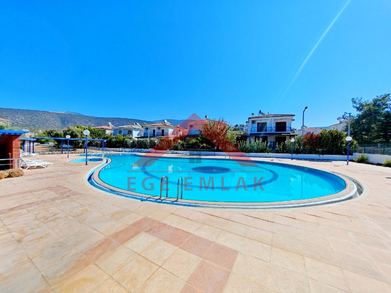 Akbük Bankacılar Sitesinde Satılık Müstakil Villa