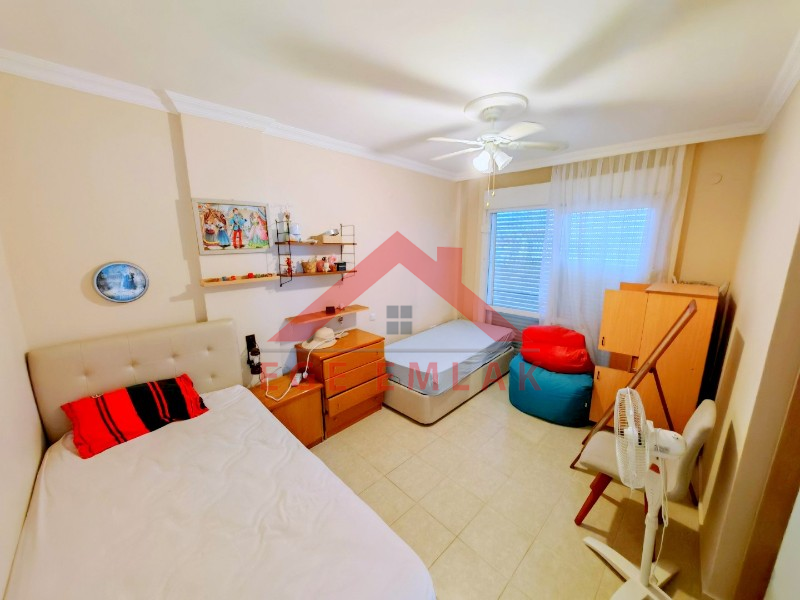 Akbük Bankacılar Sitesinde Satılık Müstakil Villa