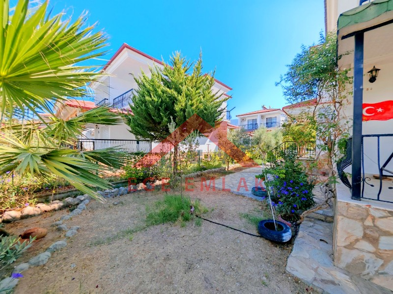 Akbük Bankacılar Sitesinde Satılık Müstakil Villa