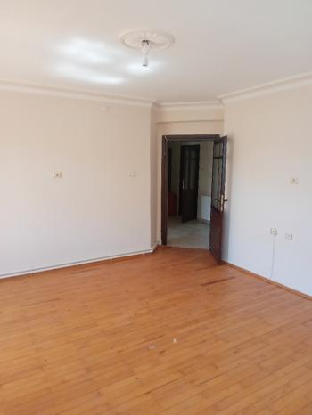 GÜVENAY - ÇORUM ULUKAVAK MAH. VARİLLİ CADDESİ ÜZERİ 3+1 KİRALIK DAİRE