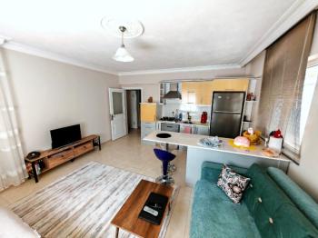 Didimde Satılık Daire - Efelerde 2+1 Ara Kat Güney Cephe