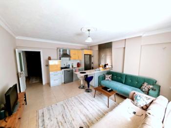 Didimde Satılık Daire - Efelerde 2+1 Ara Kat Güney Cephe