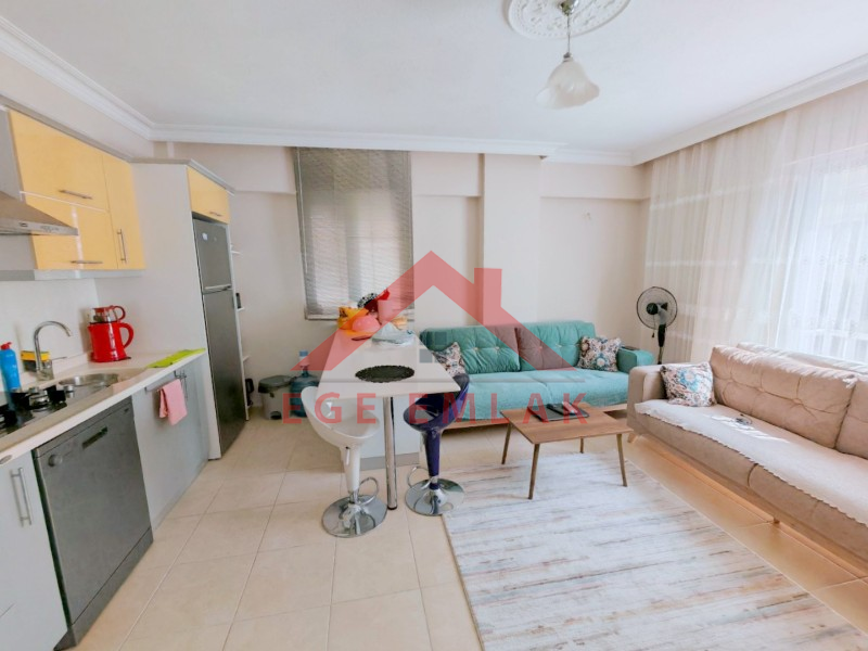 Didimde Satılık Daire - Efelerde 2+1 Ara Kat Güney Cephe