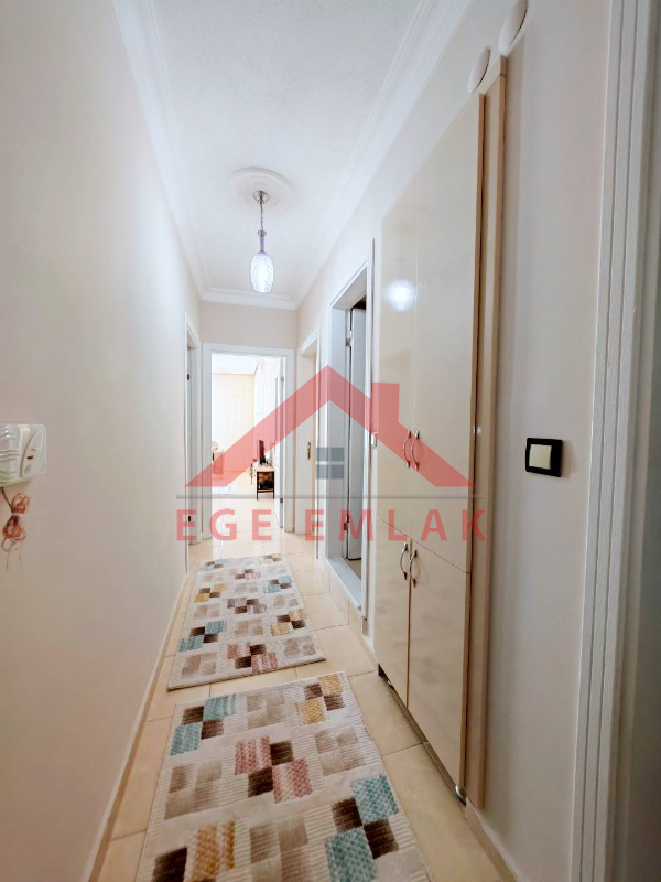 Didimde Satılık Daire - Efelerde 2+1 Ara Kat Güney Cephe