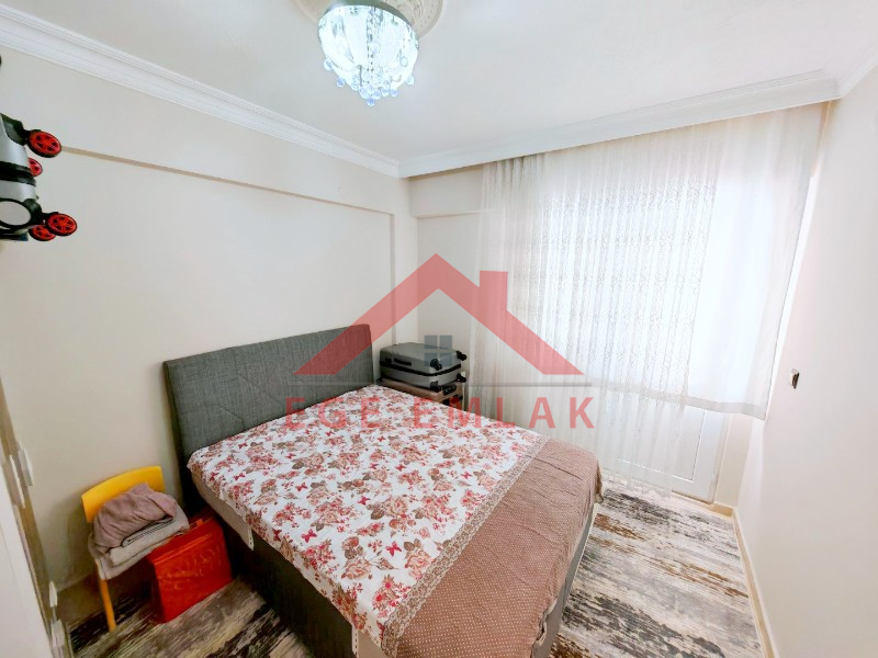 Didimde Satılık Daire - Efelerde 2+1 Ara Kat Güney Cephe