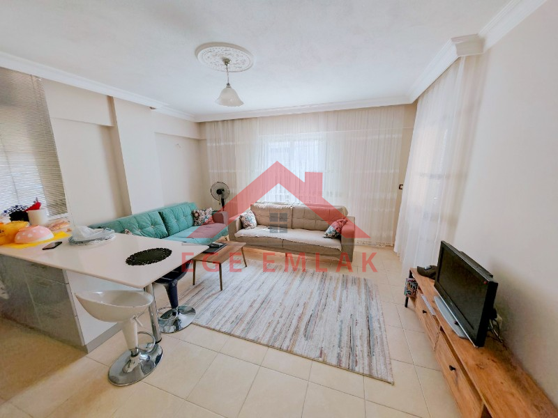 Didimde Satılık Daire - Efelerde 2+1 Ara Kat Güney Cephe