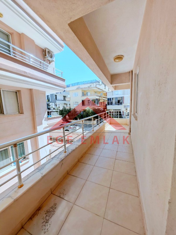 Didimde Satılık Daire - Efelerde 2+1 Ara Kat Güney Cephe